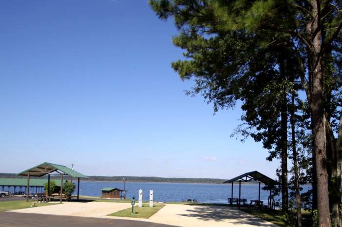 Fin and Feather Resort