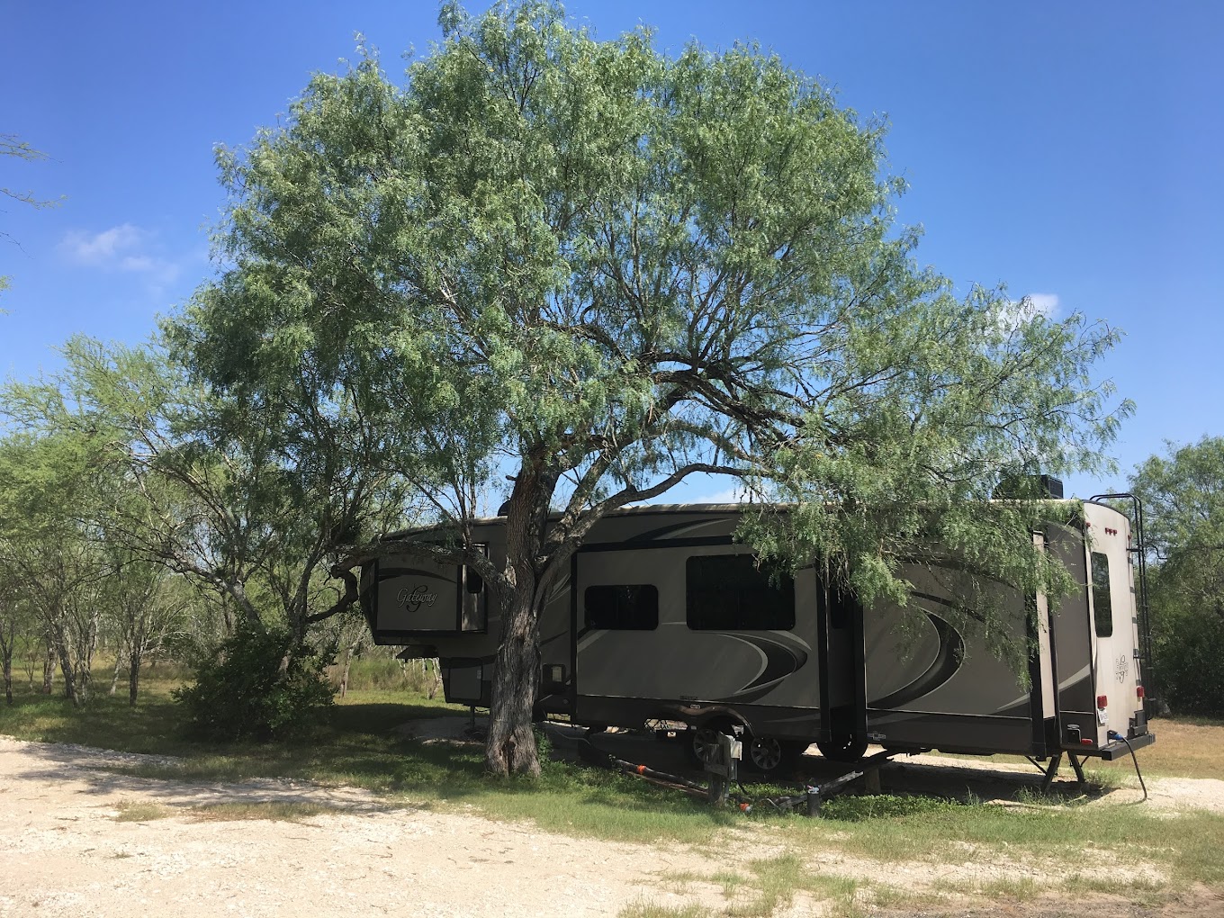 Kenedy Texas Country RV Park and Ranch