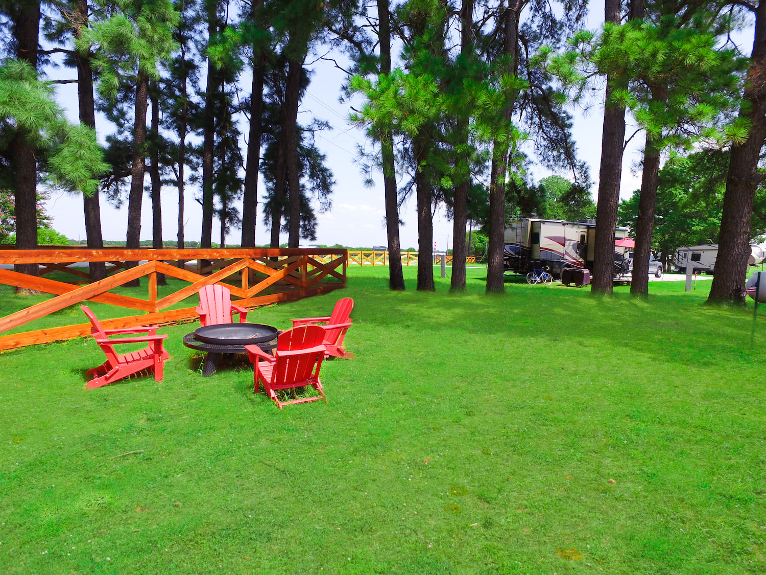 Country Pines RV Park