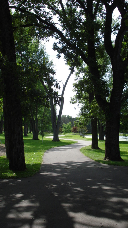 Riverside Memorial Park