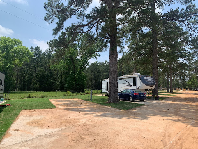 Hidden Lake RV Resort