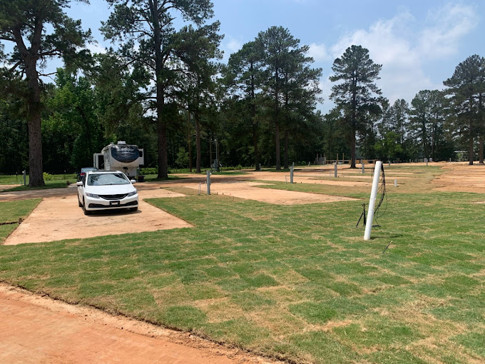 Hidden Lake RV Resort