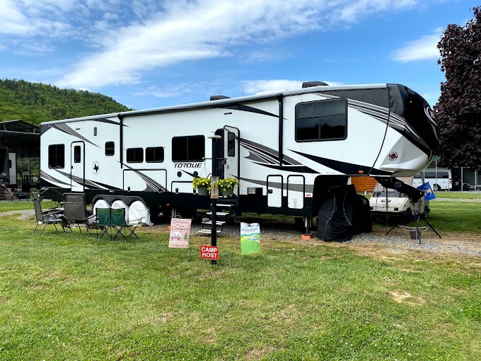 Stecoah Valley RV Resort