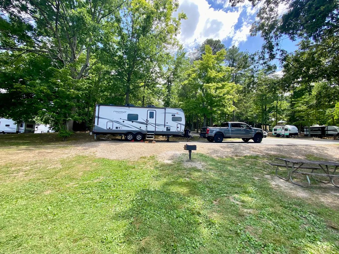 Oak Hollow Campground