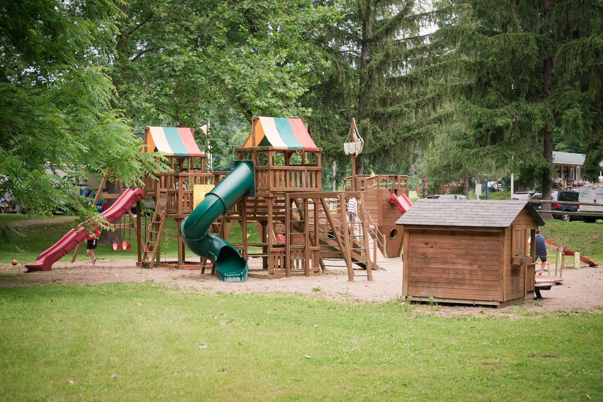 Rustic Knolls Campsites and Cabins
