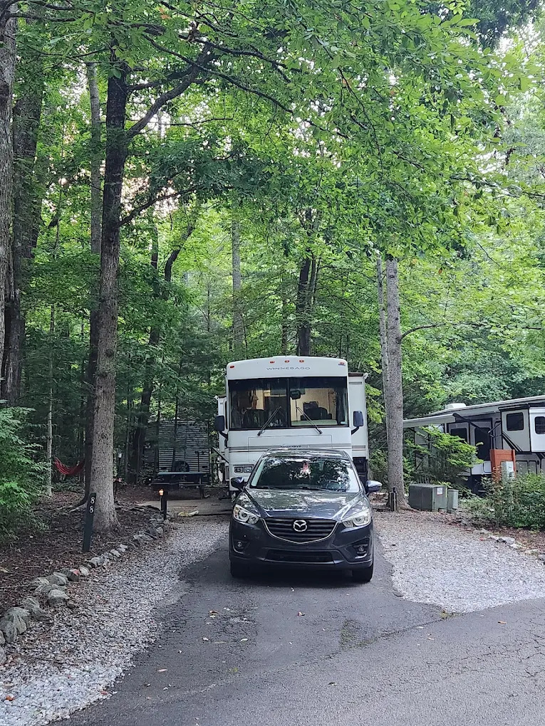 Horseshoe Trails Camping at Mountain Lakes Resort
