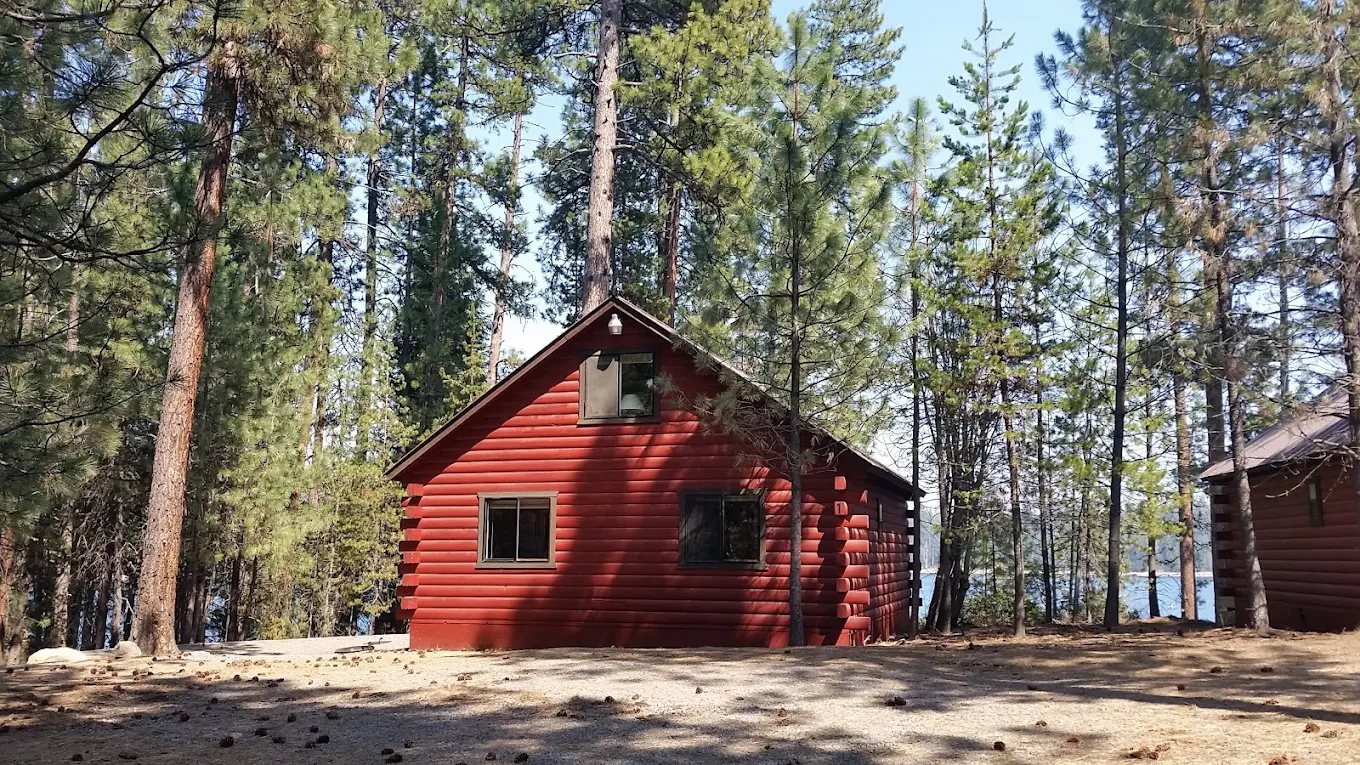 Twin Lakes Resort