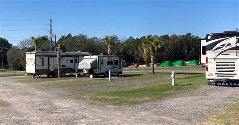 Georgia Peanut RV Park (Carrolls Sausage and Country Store)