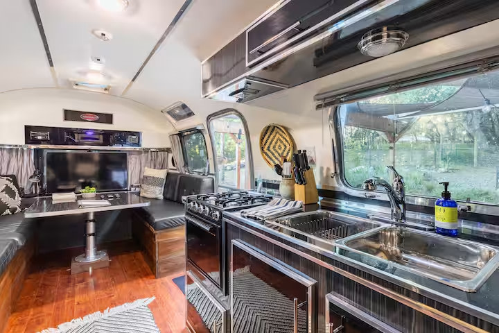 CA Airstream Dream Walk To Columbia