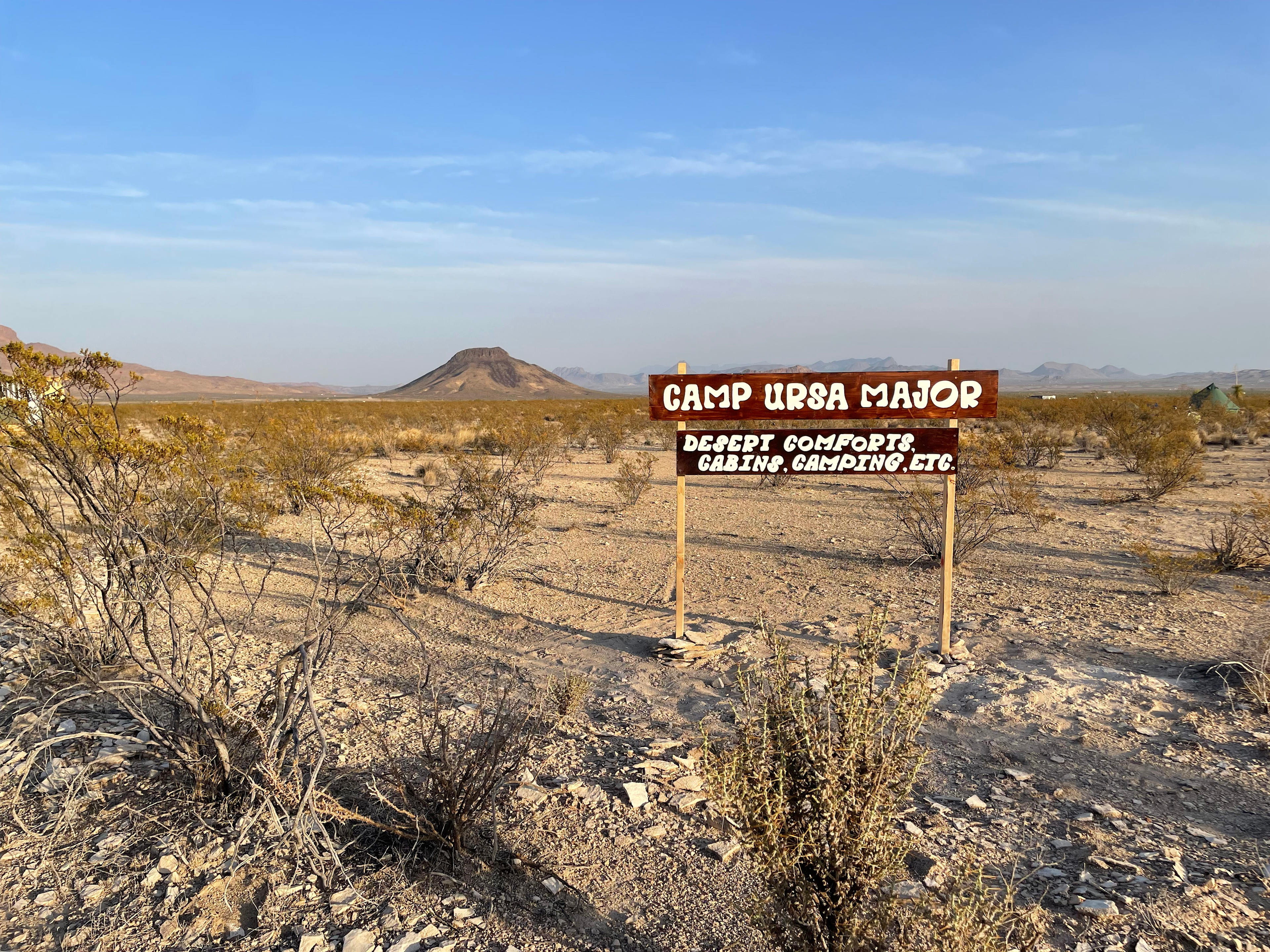 The sign signaling the entrance to the campground. 