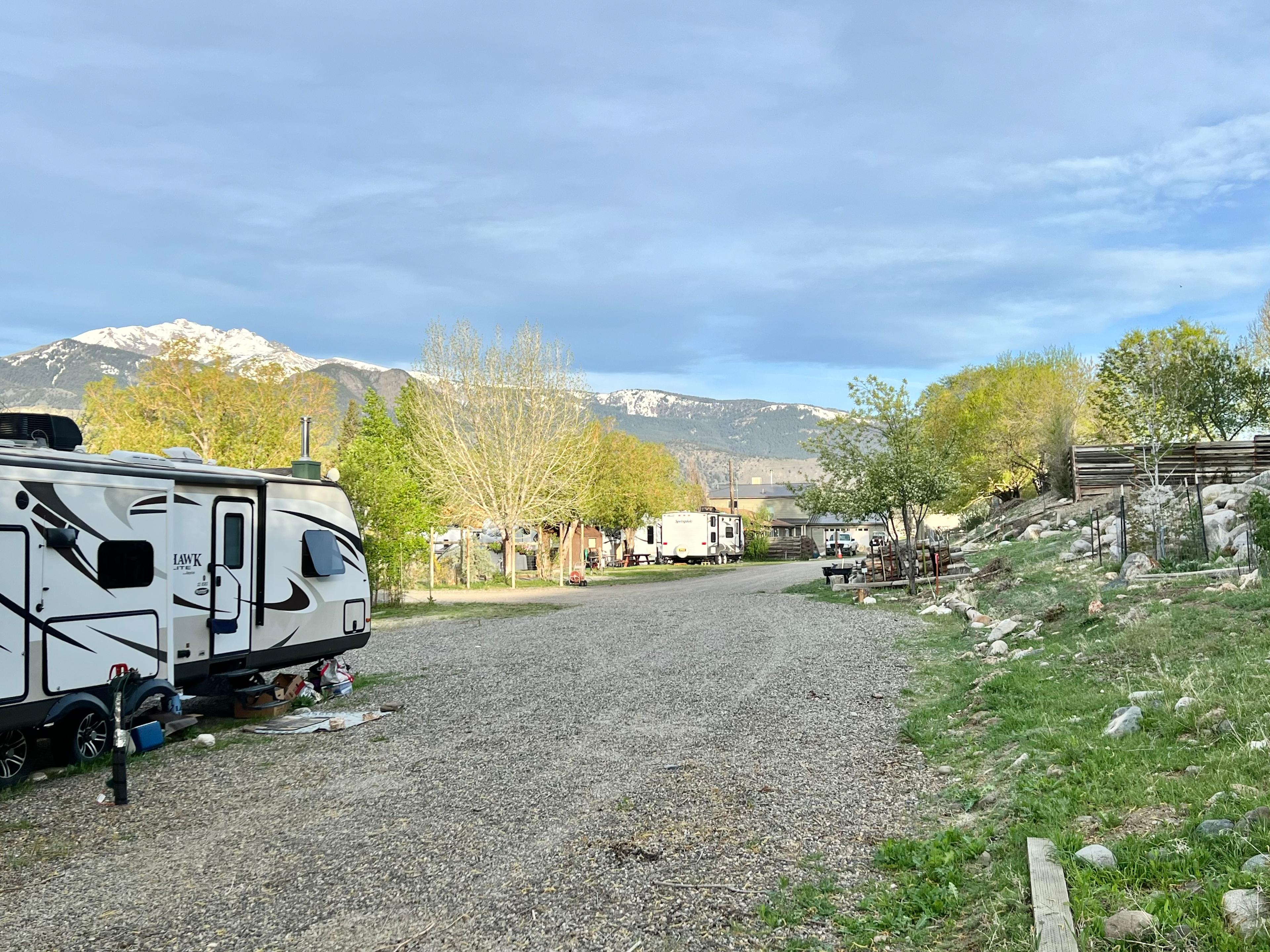 1 Minute from Yellowstone