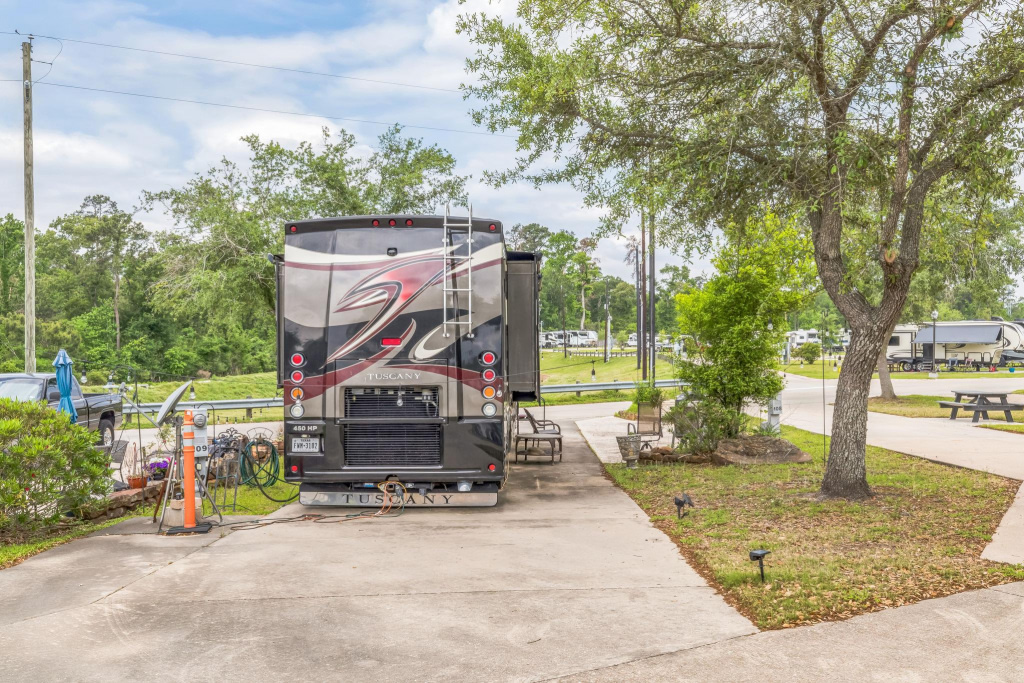 Rayford Crossing RV Resort