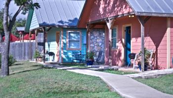 Blanco Riverside Cottages and RV