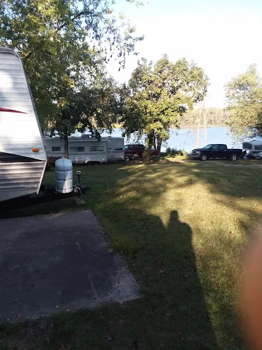 River of Lakes Campground