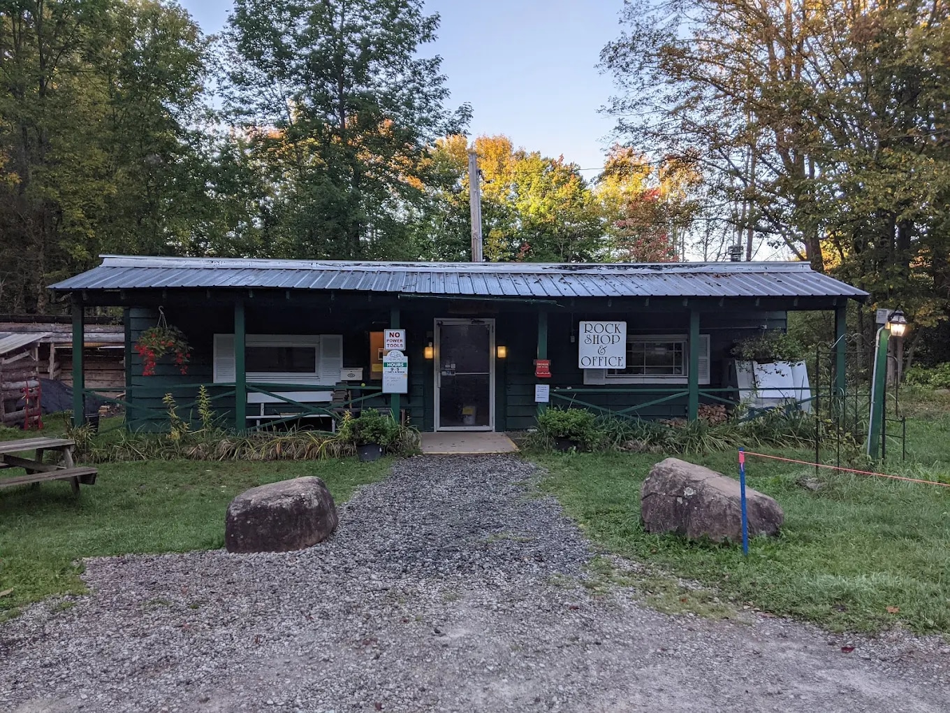 Crystal Grove Diamond Mine and Campground