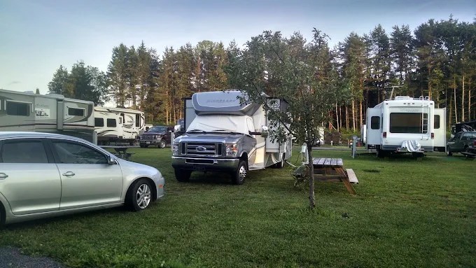 Streamside RV Park and Golf Course