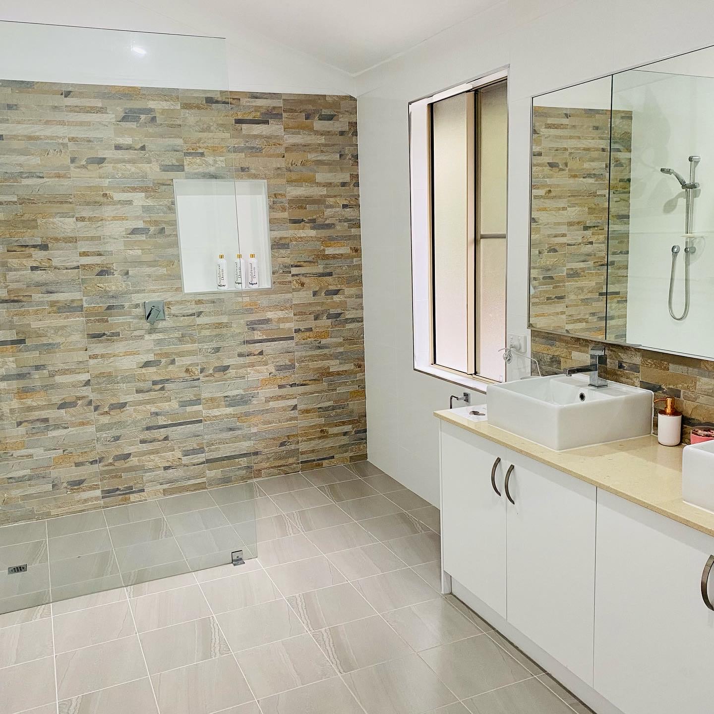 Sandalwood Downs  Farm Stay Toodyay