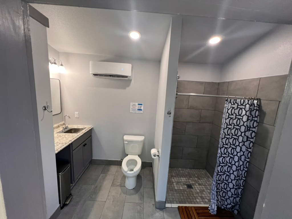 SilverStream Lodging