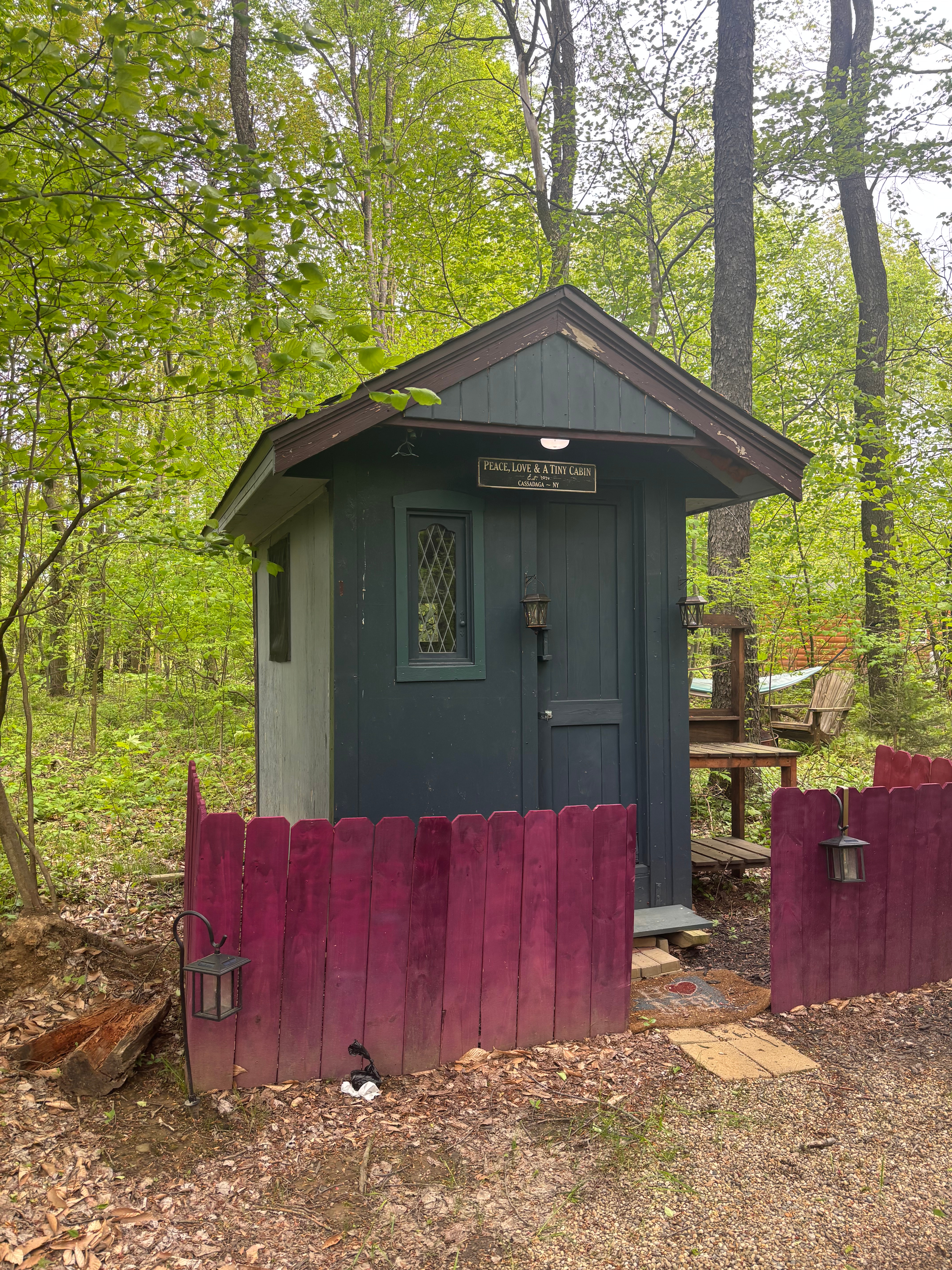 Angie's Country Cabins B&B