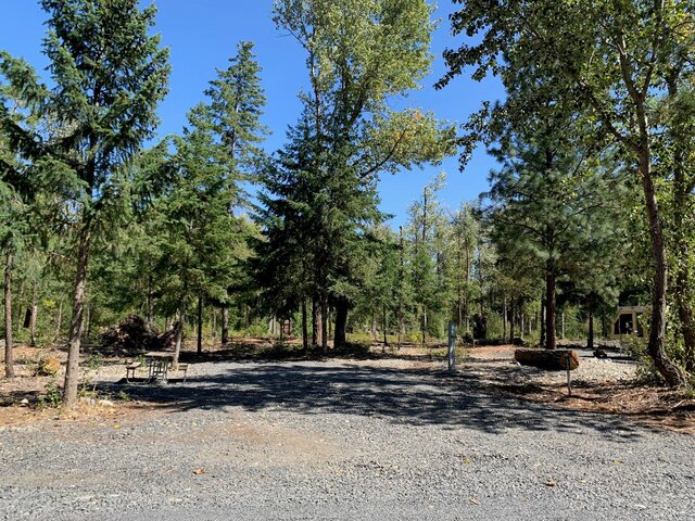 Whispering Pines RV Campground