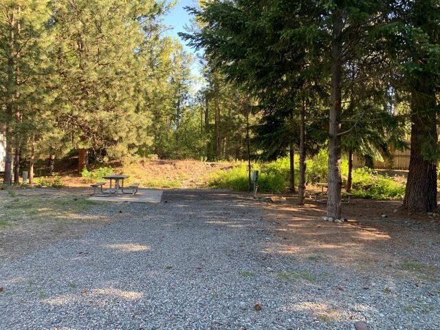 Whispering Pines RV Campground