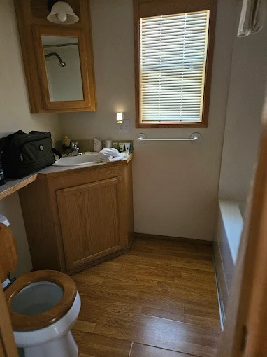 Willamette Pass Inn & Chalets