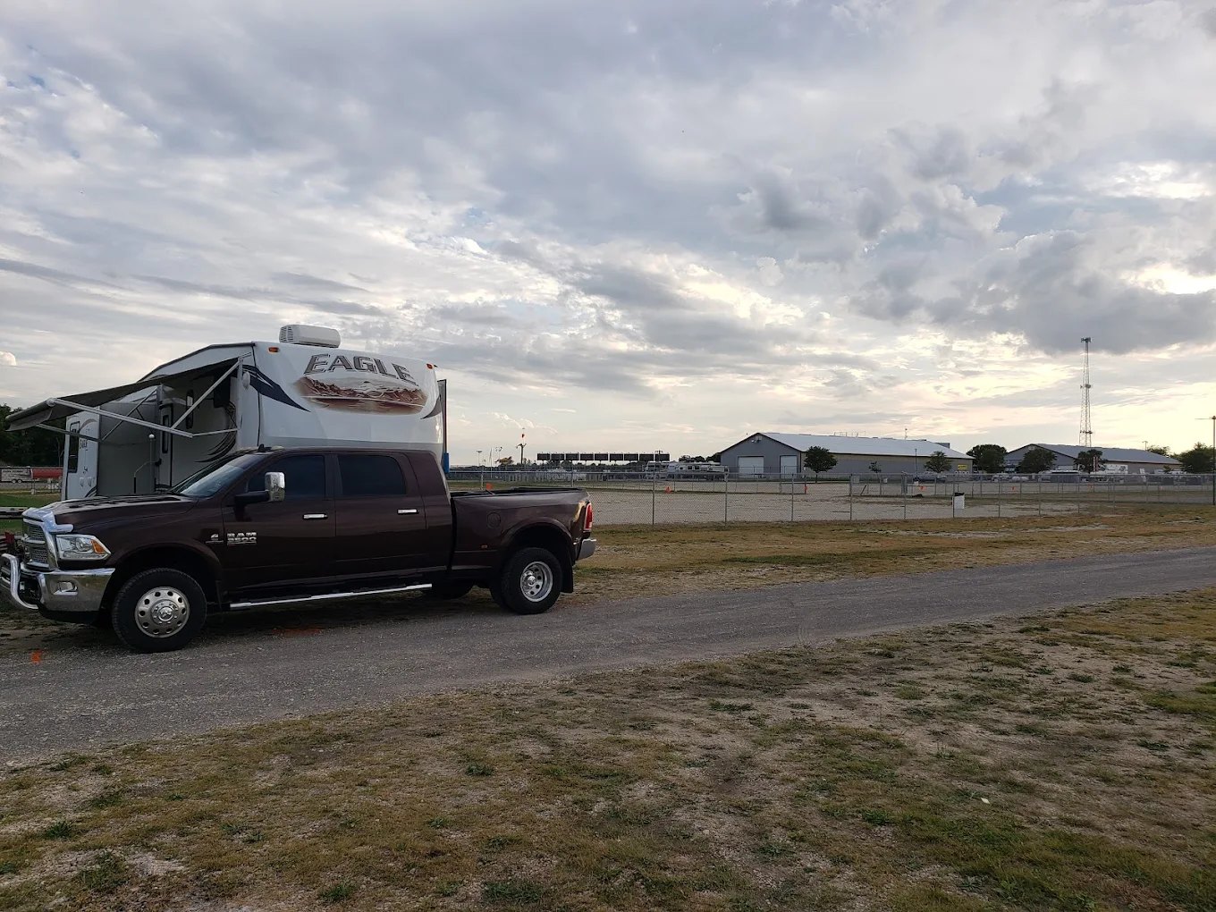 Speedy Camping & Parking