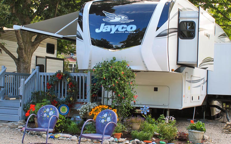 Lakeside Campgrounds