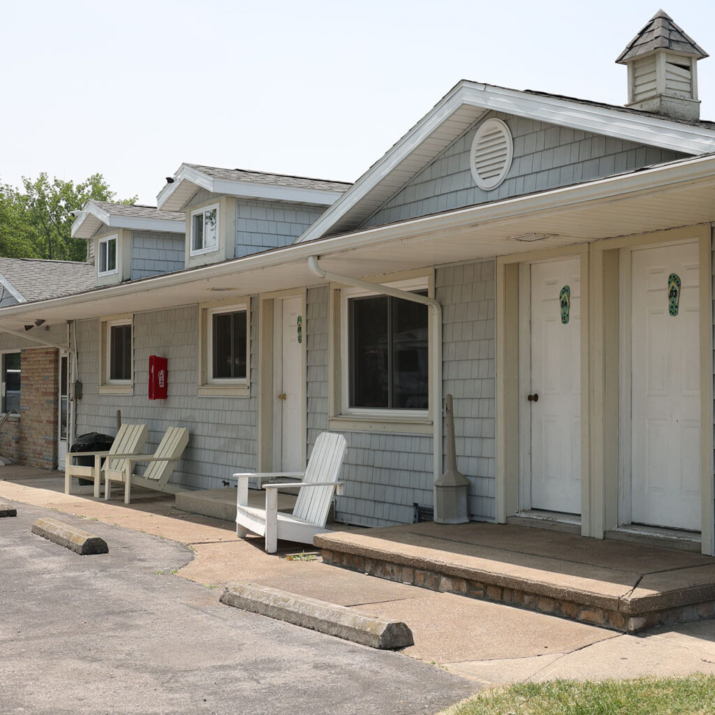 Surf Motel & Campground