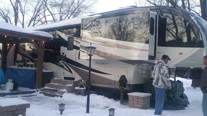 Cross Creek Camping Resort