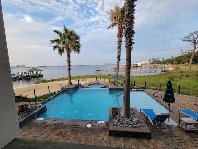 Heritage Motorcoach and Marina