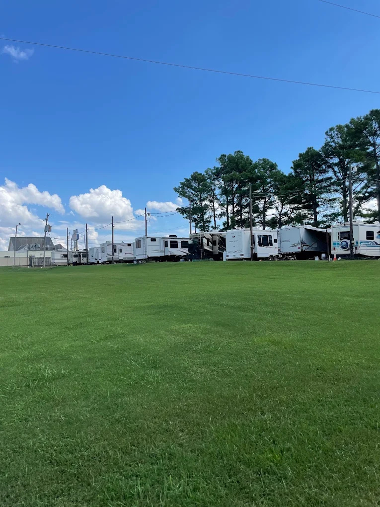 Elvis Presley Blvd RV Park