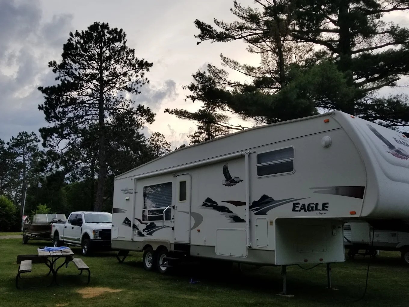 Big Winnie Store RV Park & Campground