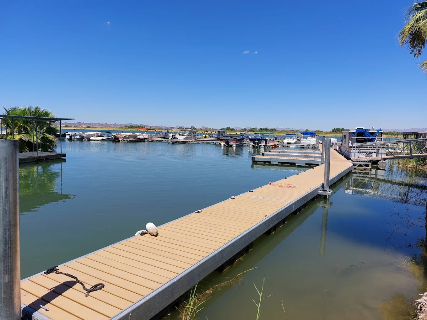 Martinez Lake Resort