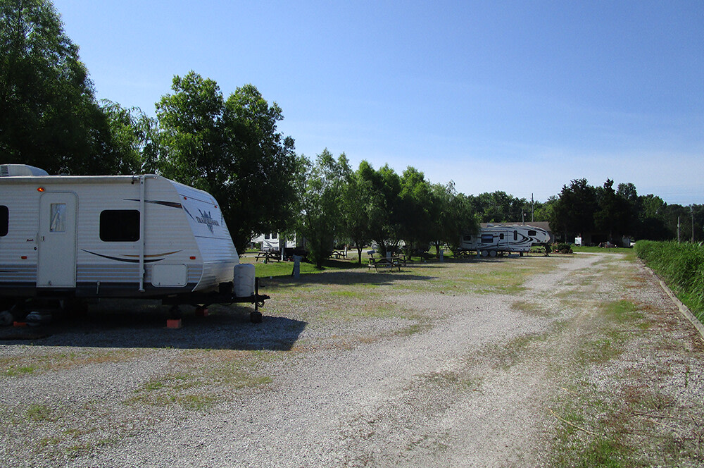 K-River Motel & Campground