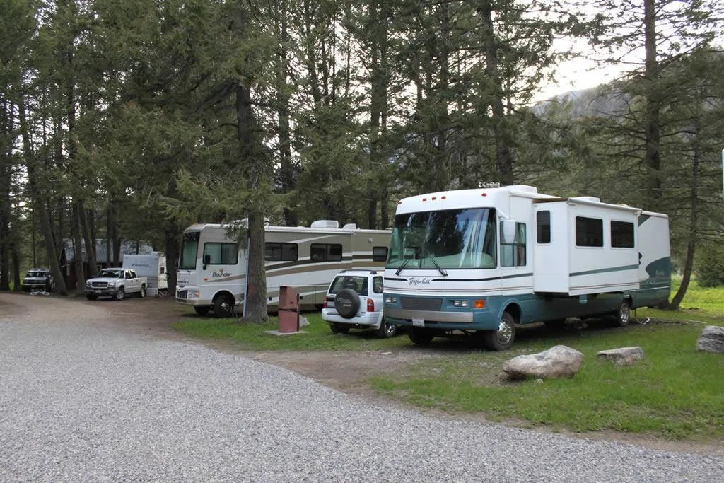 Campfire Lodge Resort