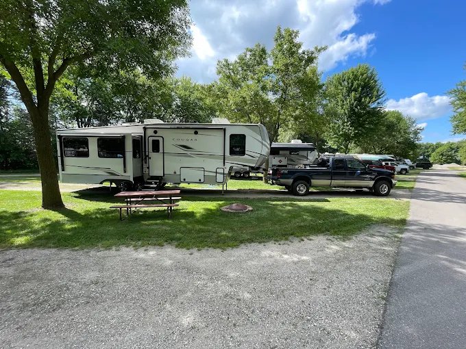 Flying Goose Campground and Resort
