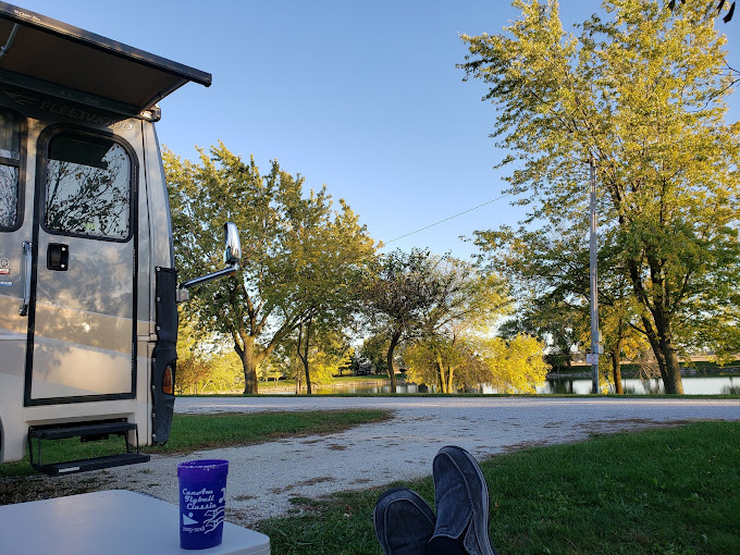 D & W Lake Camping and RV Park