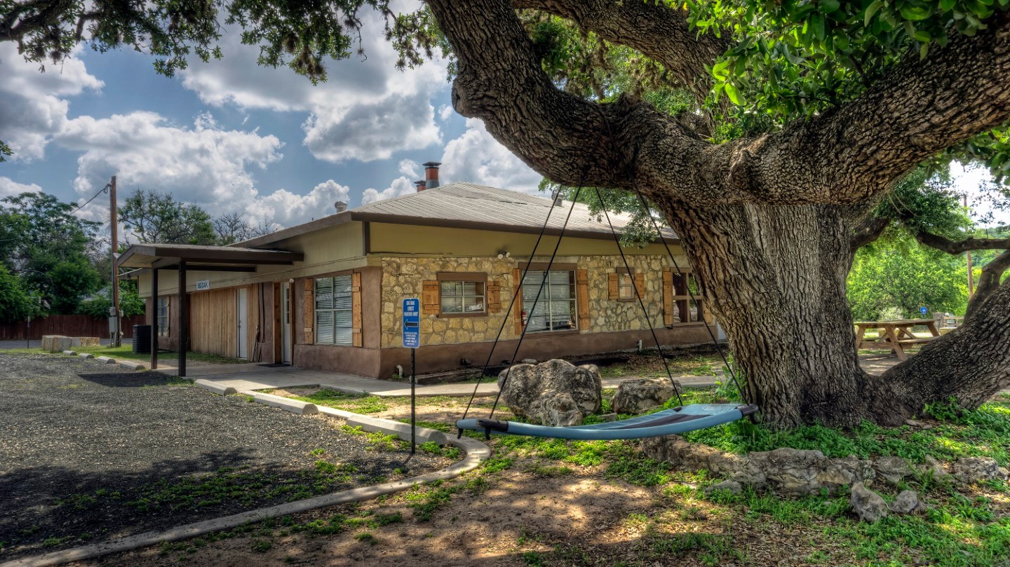Big Oaks River Resort