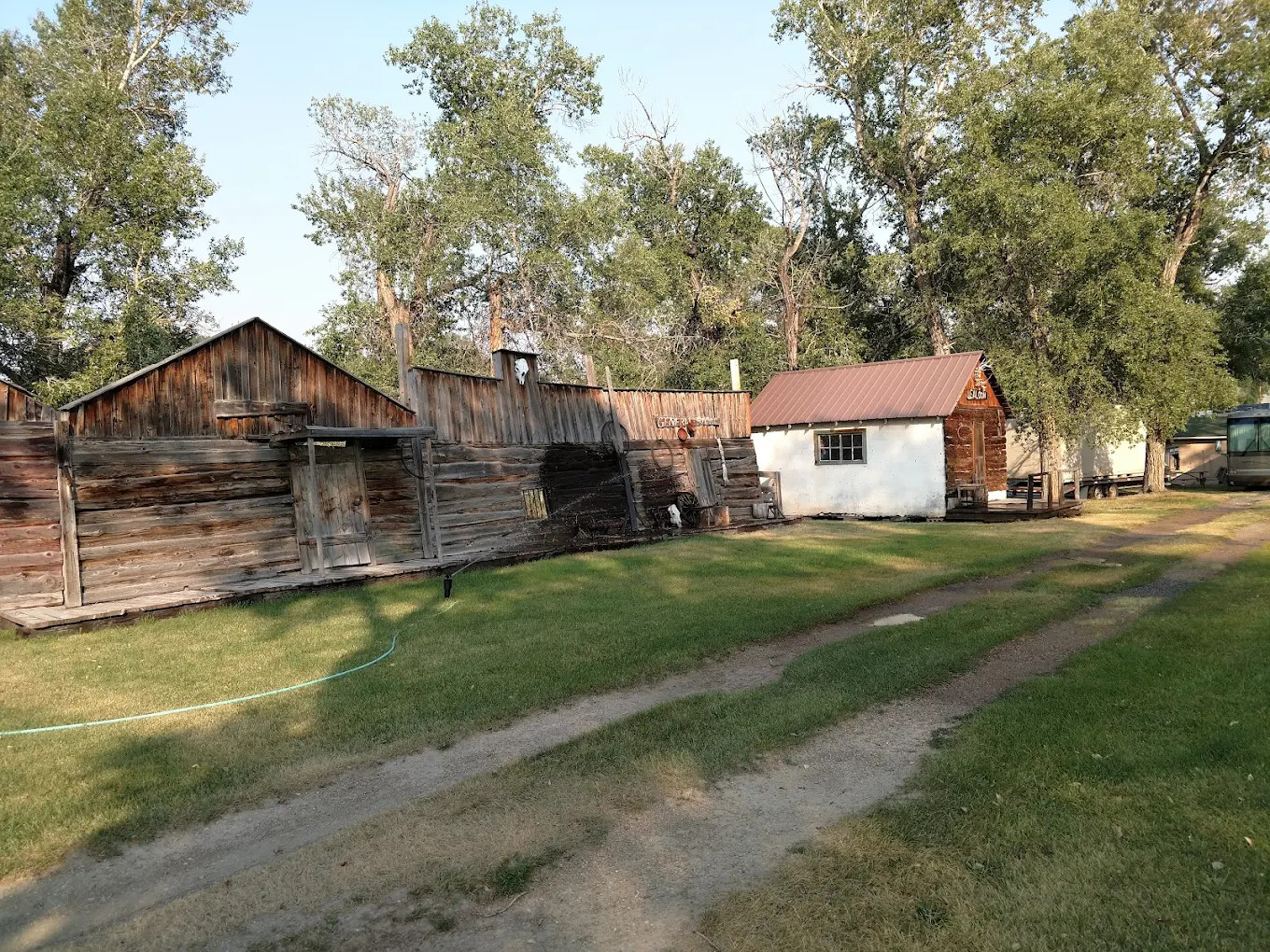 Oasis Motel & RV Park