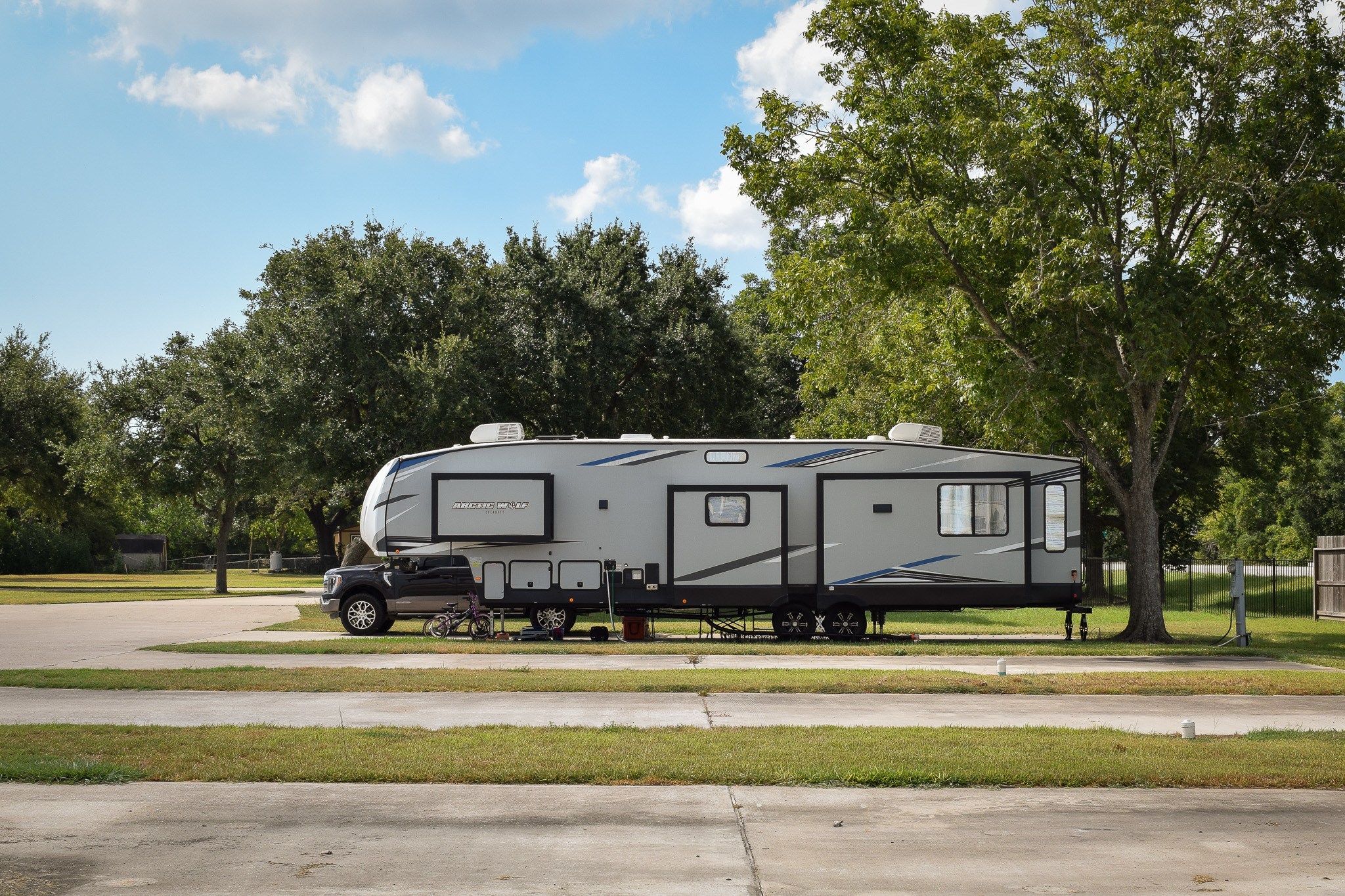 Quilly's Cozy Traveler RV Park