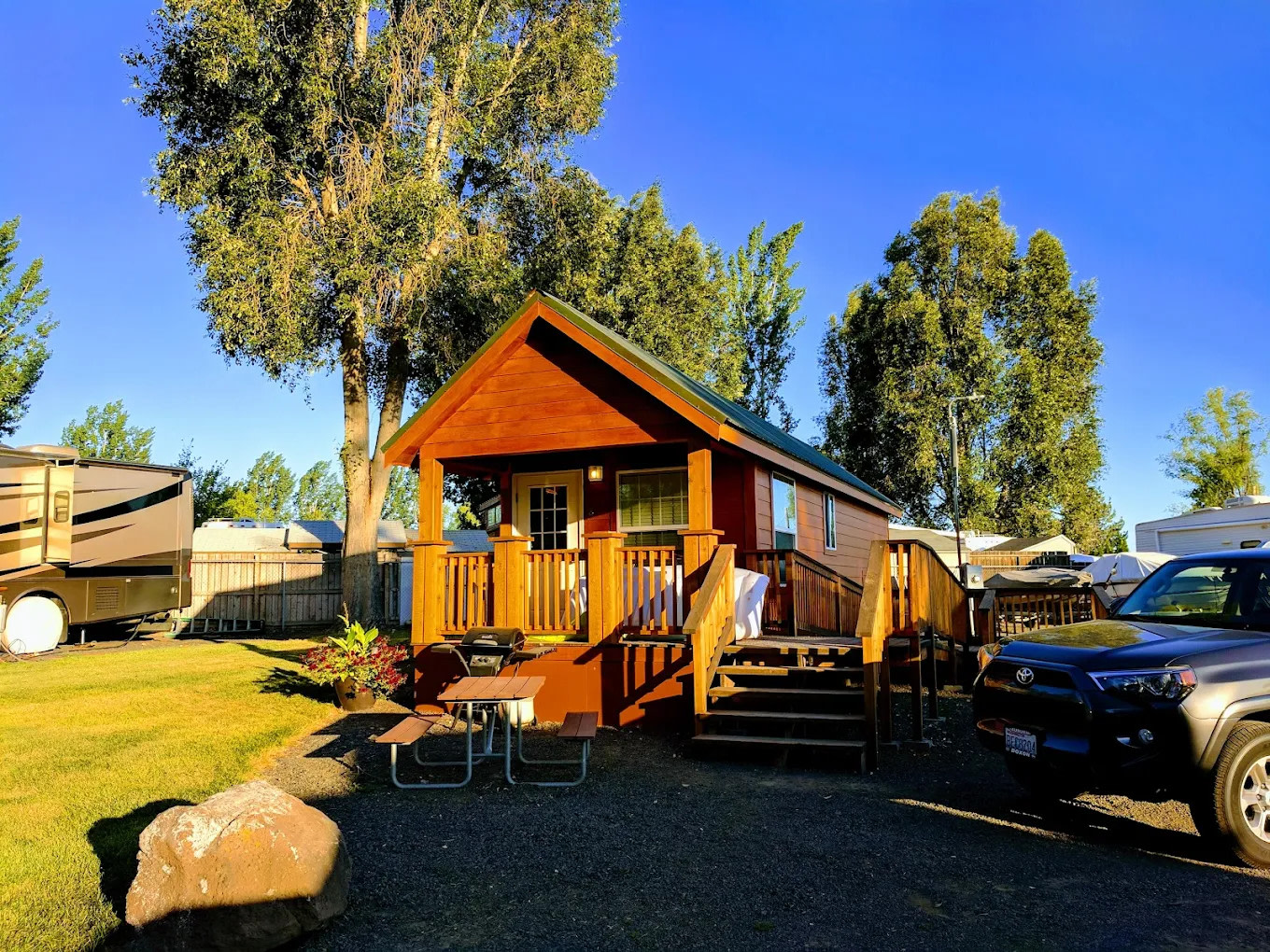 O'Sullivan Sportsman Resort