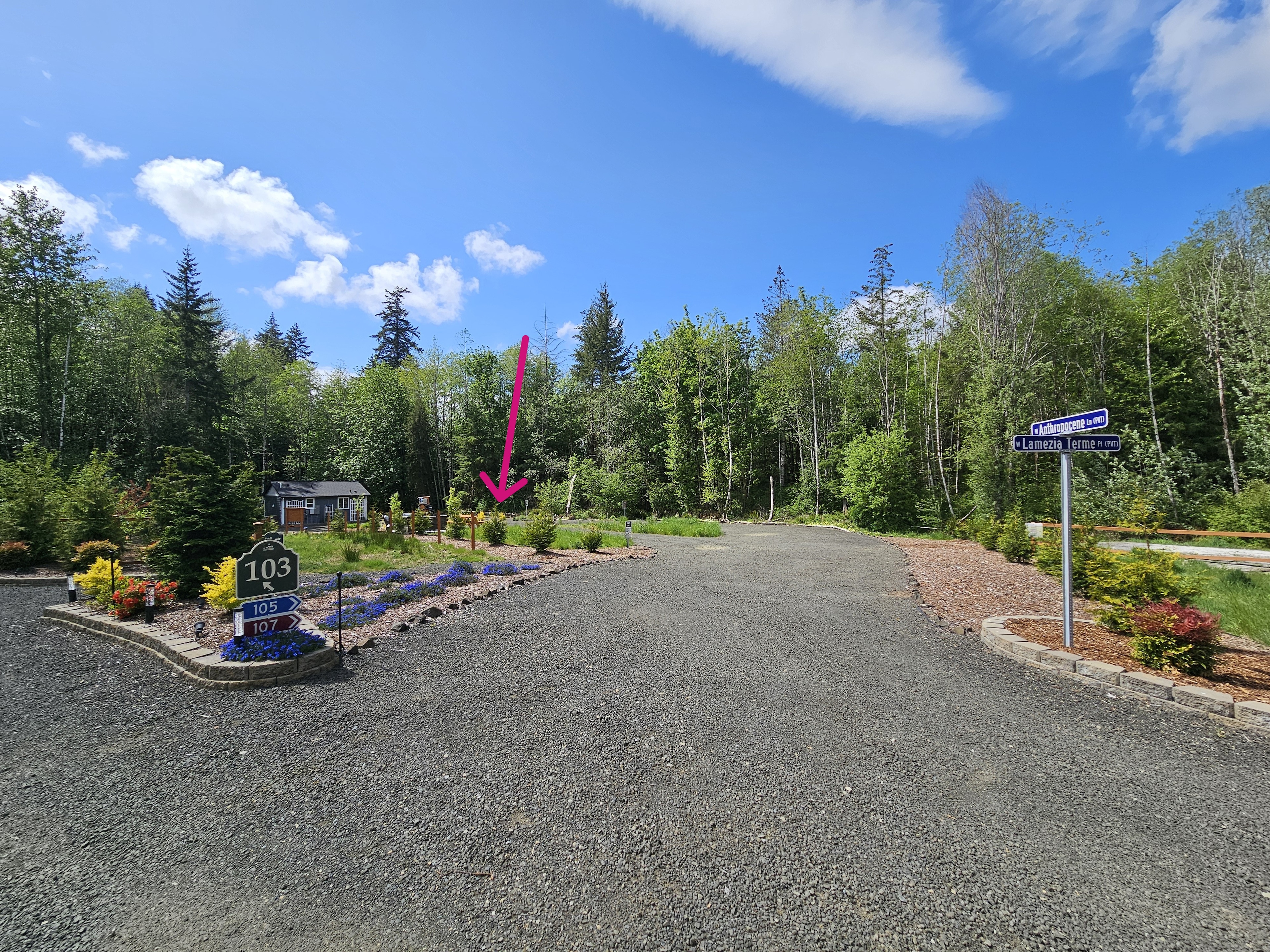 RV site is marked with pink arrow