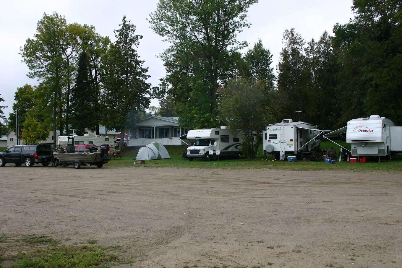 Dan's Resort