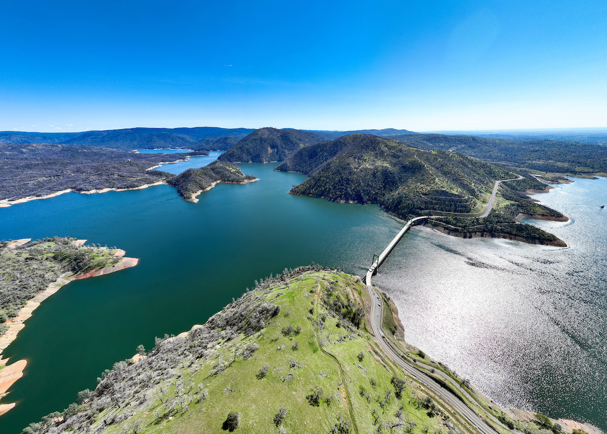 Lake Oroville's Floating Campsites