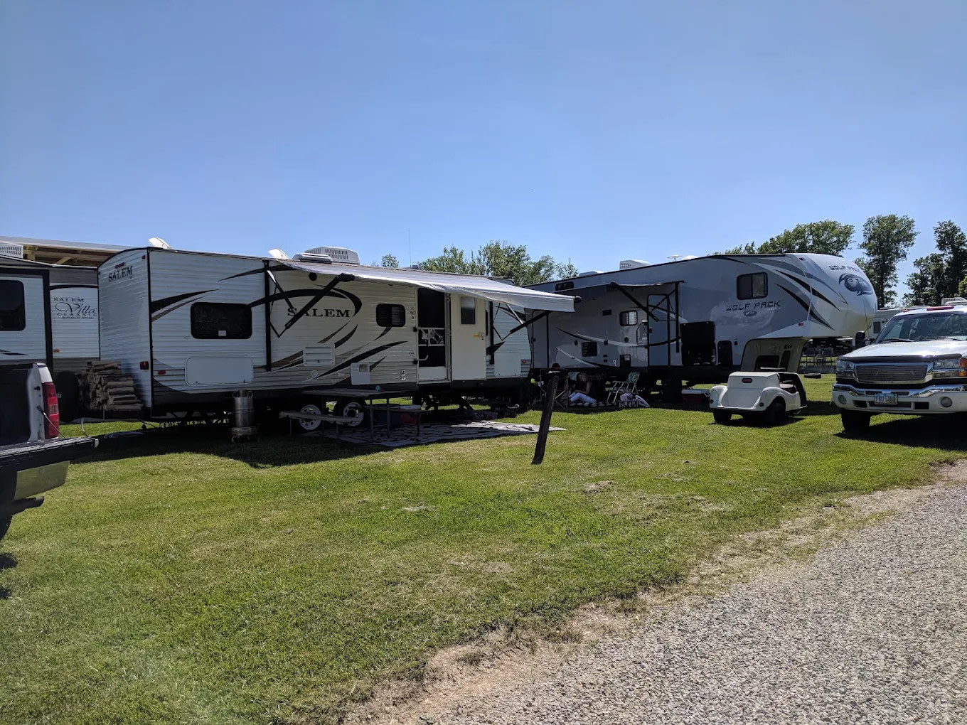 Leafy Oaks Campground Inc