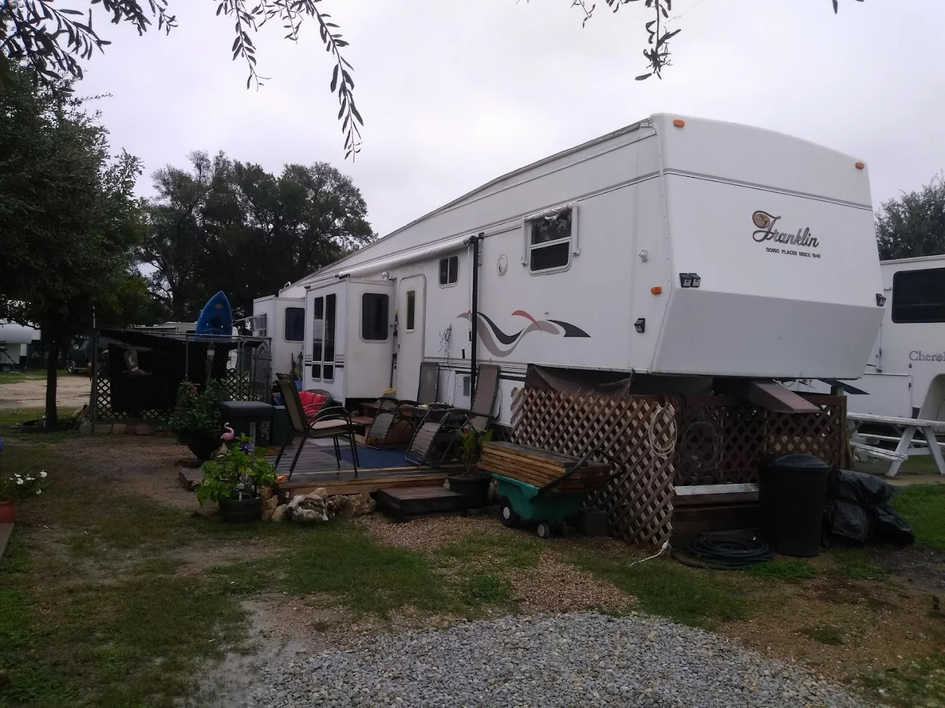 Happy Campers RV Park