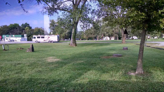 Show Me Rest RV Park