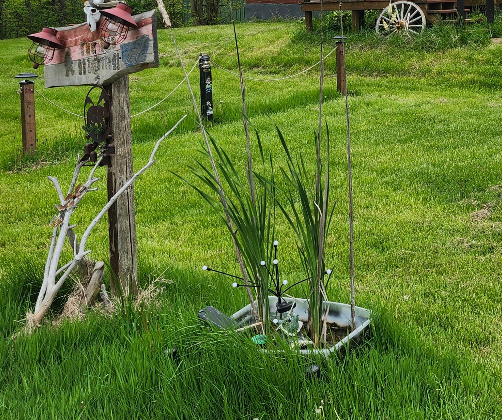 The Red Rustic Lodging