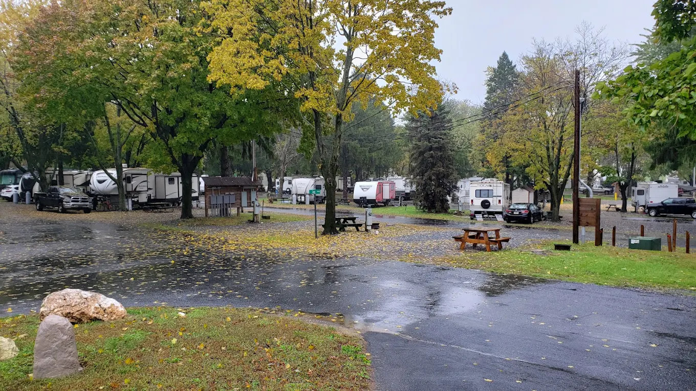 Harrisburg East Campground and Storage